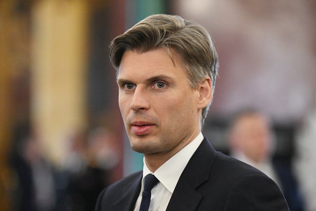 owl_detail_620_183a8d8704a33a1100410fcbe5793154